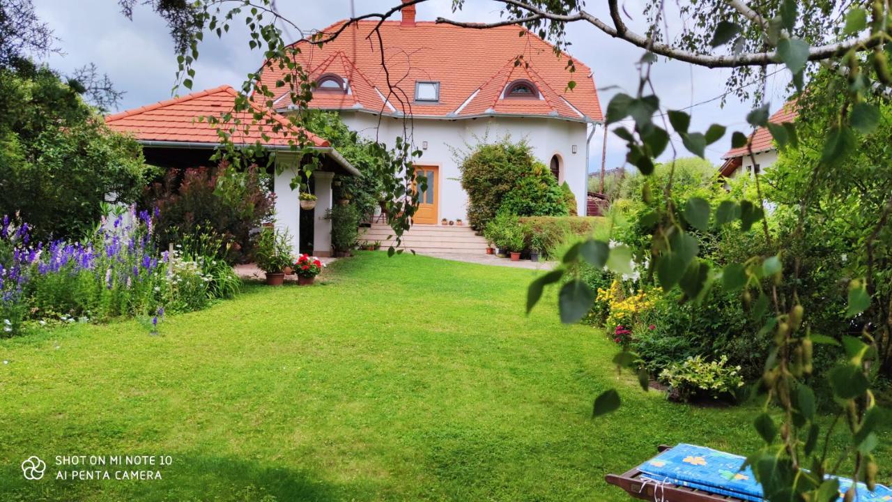 Frutta Villa Cserszegtomaj Exteriör bild